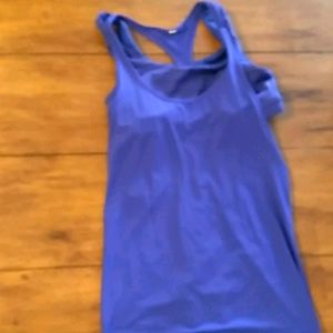 Lululemon top size 8 no pads
